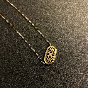 Classic Kendra Scott Pendant Necklace